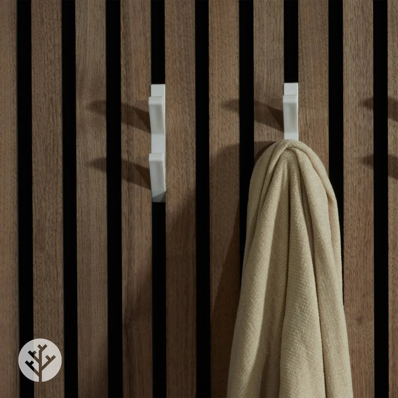 WVH® Australia White 3D Hook (2pk)